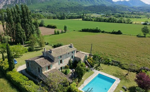 Estate in Saou, Auvergne-Rhône-Alpes, France 1