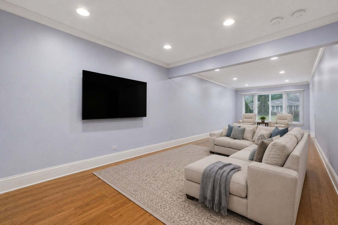 House in Mount Prospect, Illinois, United States 5 - 18552606