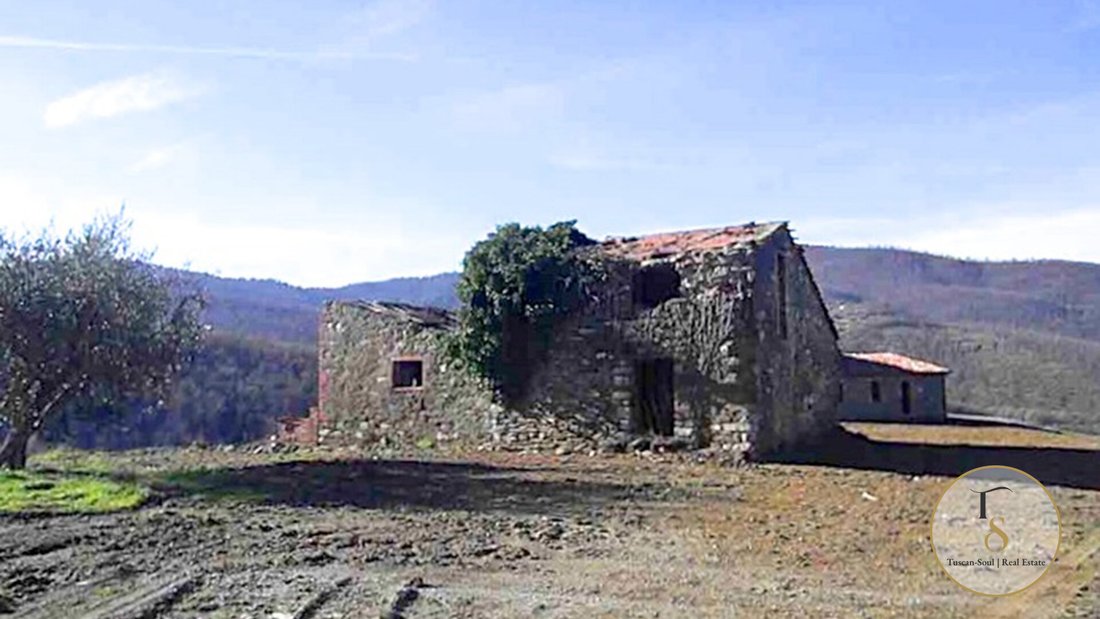 Country House in Historic Center, Perugia, Italy 3 - 18549598