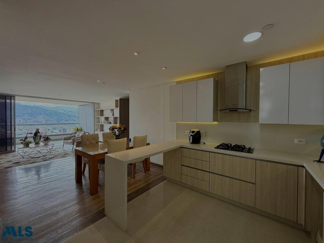 Apartment in Envigado, Antioquia, Colombia 5 - 18549063
