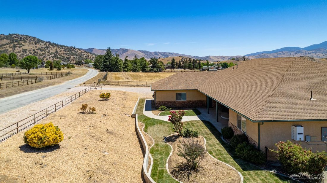 House in Tehachapi, California, United States 3 - 18550668