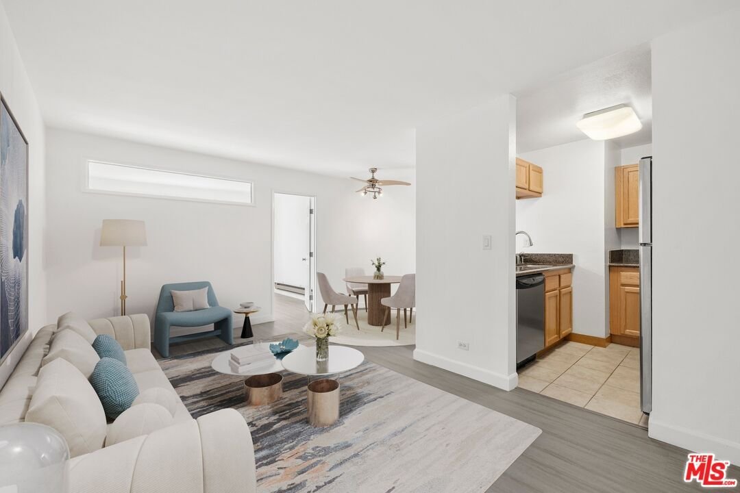Condo in Los Angeles, California, United States 2 - 18553101