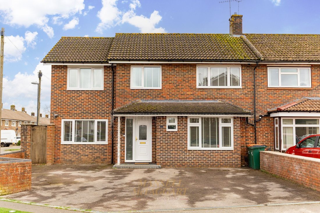 House in Tilgate, Crawley, England 1 - 18549402