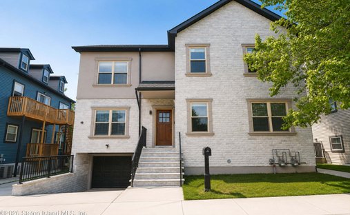 House in New York, New York, United States 1