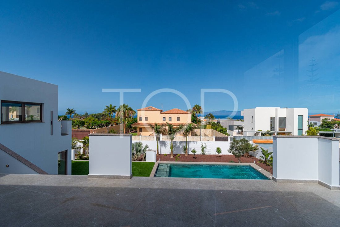 Villa in Adeje, Canary Islands, Spain 5 - 18551759
