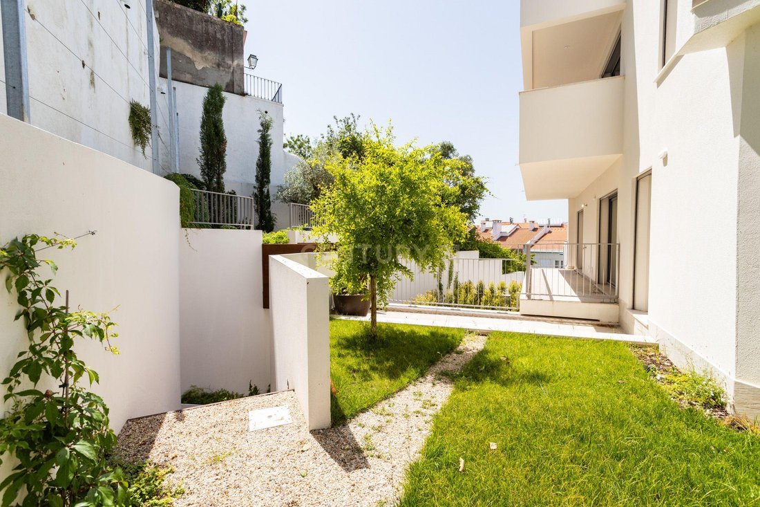 Apartment in Santa Clara, Lisbon, Portugal 3 - 18038533
