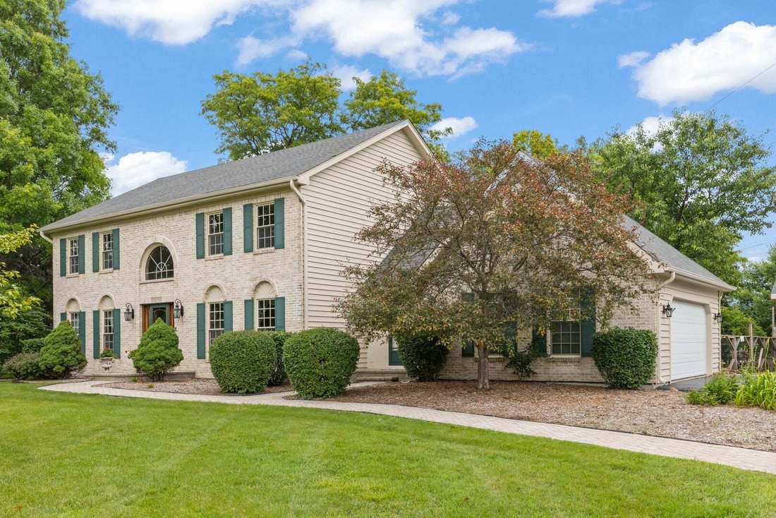 House in Bolingbrook, Illinois, United States 2 - 18552611