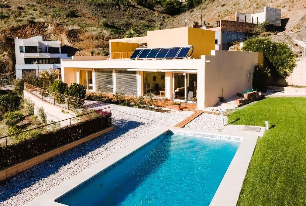 Villa in Torrox, Andalusia, Spain 1 - 18553006