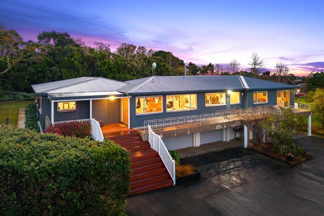 House in Waimauku, Auckland, New Zealand 1 - 18554123