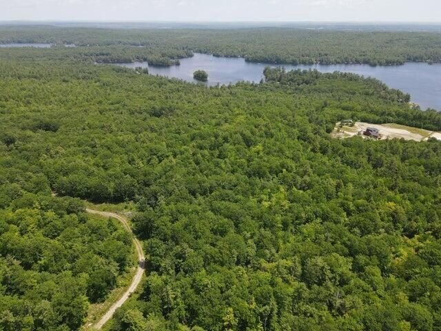 Land in Raymond, Maine, United States 2 - 18554050