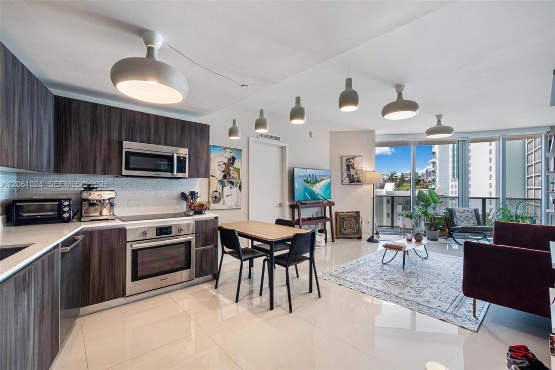Condo in Miami, Florida, United States 1 - 18553190