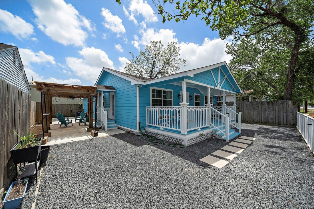 House in Houston, Texas, United States 3 - 18552861