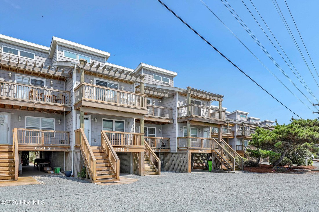 Townhouse in North Topsail Beach, North Carolina, United States 3 - 18489961