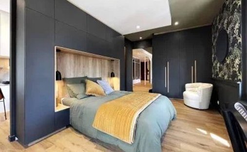 Apartment in Lallier P. Hochart, L'Haÿ-les-Roses, France 1