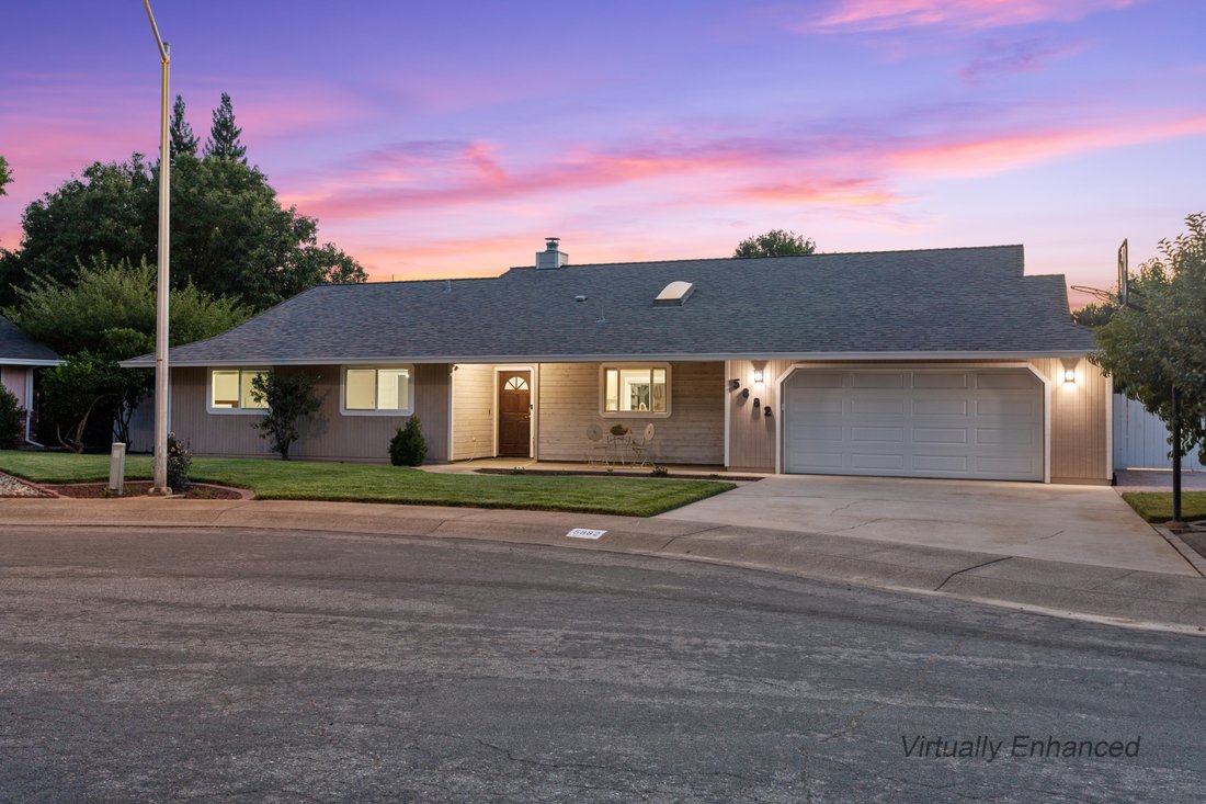 House in Redding, California, United States 1 - 18549908