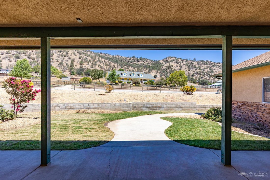 House in Tehachapi, California, United States 4 - 18550668