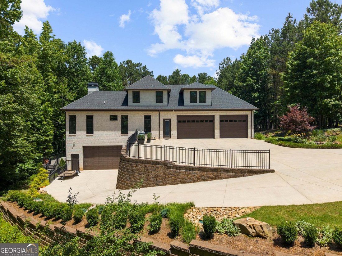 House in Canton, Georgia, United States 3 - 18116383