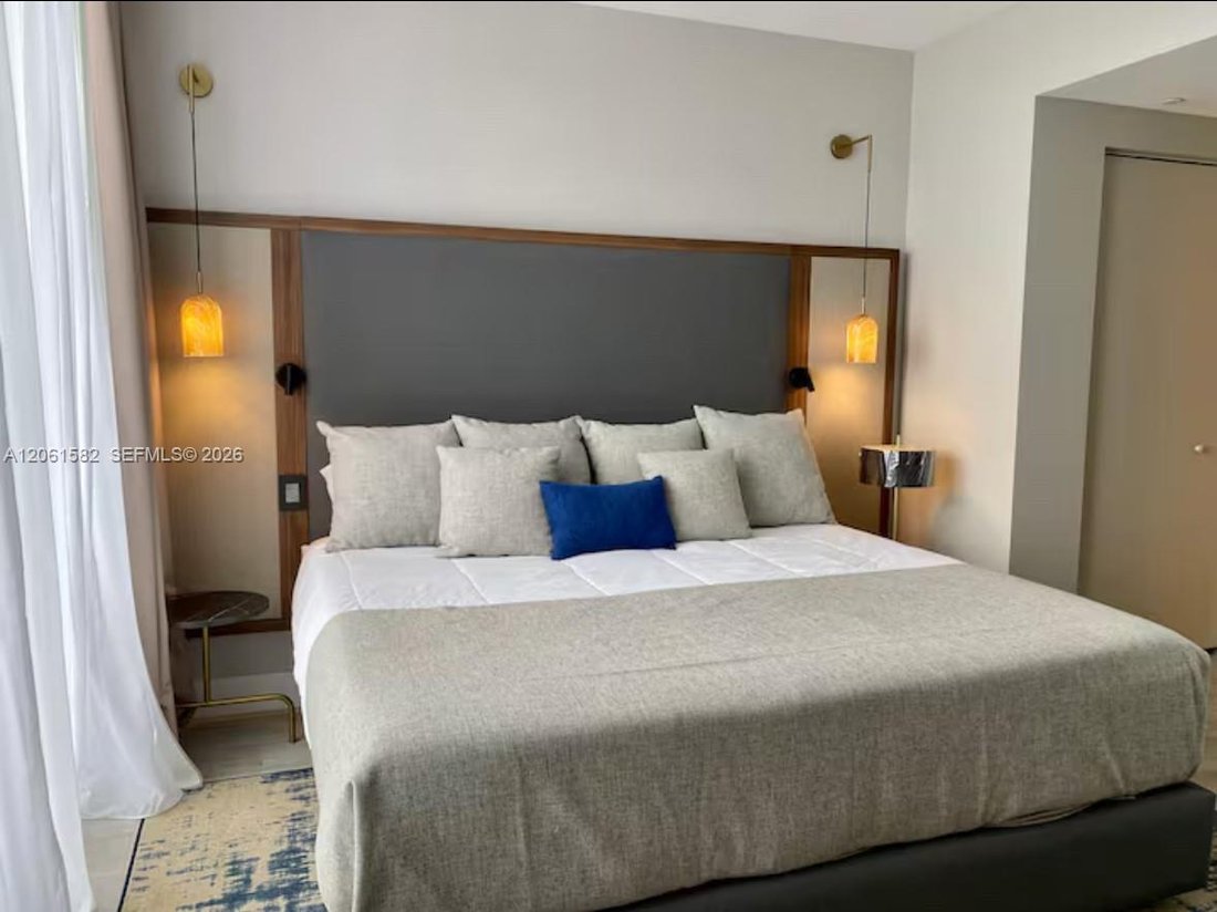 Condo in Miami, Florida, United States 5 - 18553181
