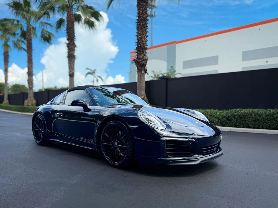 Coupe in Doral, FL, United States 3 - 18553691