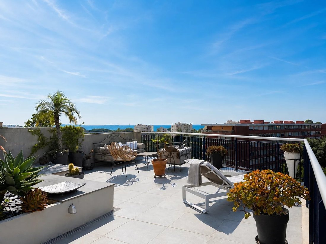 Apartment in Mandelieu-la-Napoule, Provence-Alpes-Côte d'Azur, France 5 - 18550957