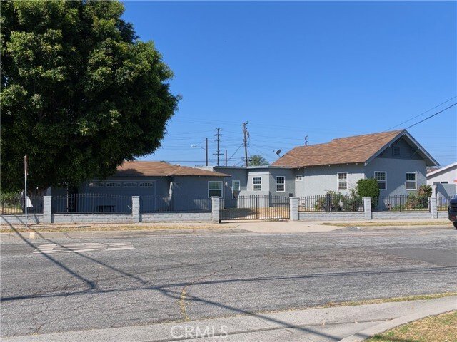 Pico Rivera, California, United States 5 - 18549025