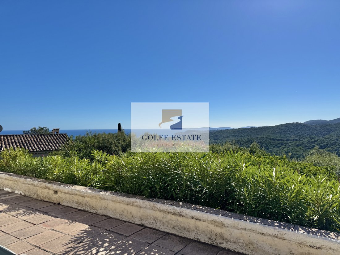 House in La Croix-Valmer, Provence-Alpes-Côte d'Azur, France 4 - 18548469