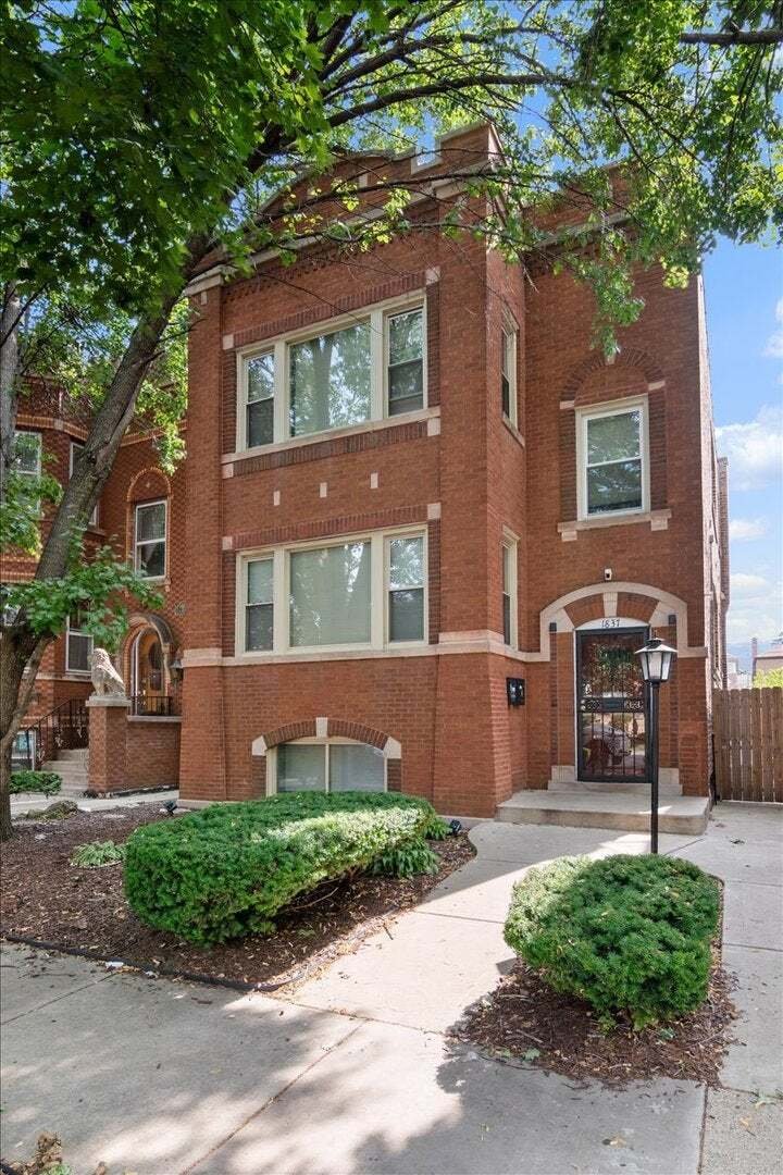 Berwyn, Illinois, United States 1 - 18552646