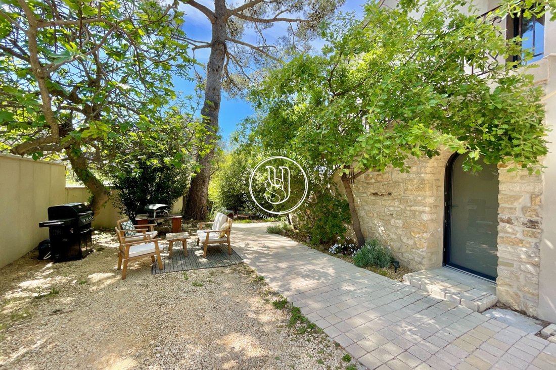 Villa in Uzès, Occitania, France 1 - 18549745