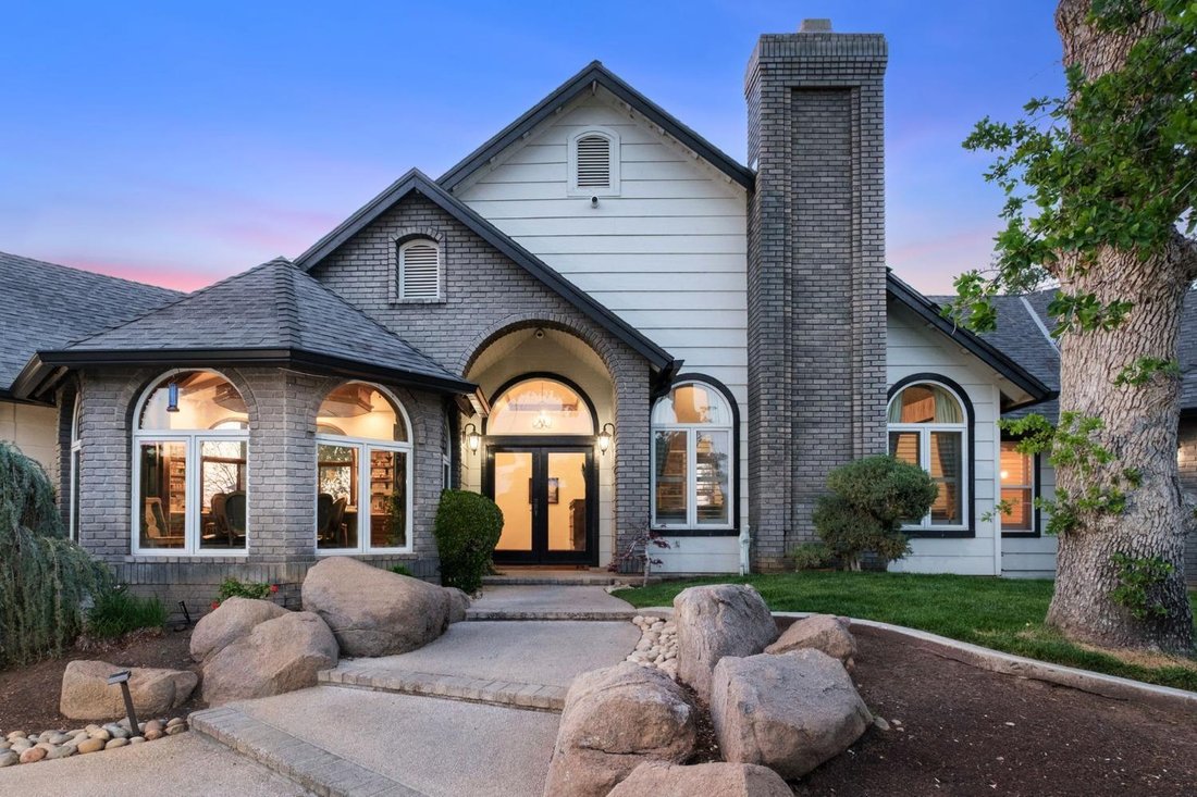 House in Clovis, California, United States 3 - 18551612