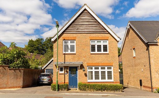 Casa a Crawley Down (Worth), Crawley Down, Inghilterra 1