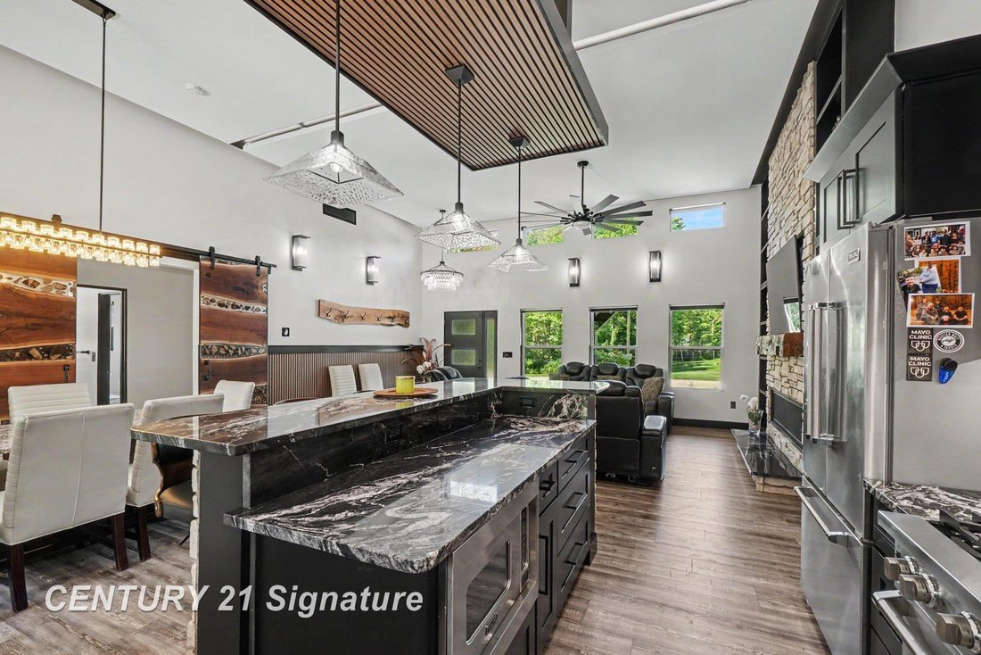House in Midland, Michigan, United States 5 - 18552967