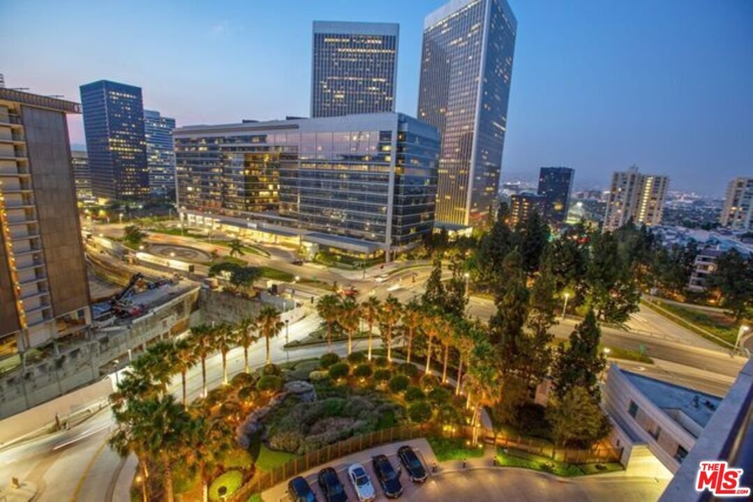 Condo in Los Angeles, California, United States 1 - 18553179