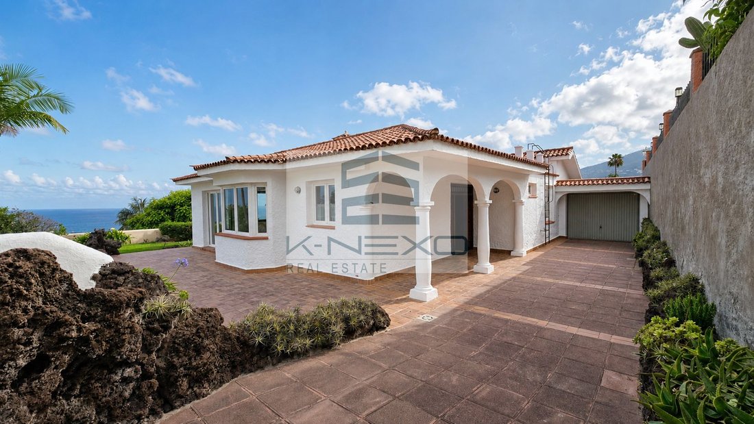 Chalet in La Orotava, Canary Islands, Spain 1 - 18553246