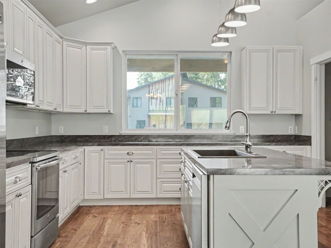House in Columbia Falls, Montana, United States 3 - 18553282