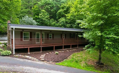 House in West Jefferson, North Carolina, United States 1