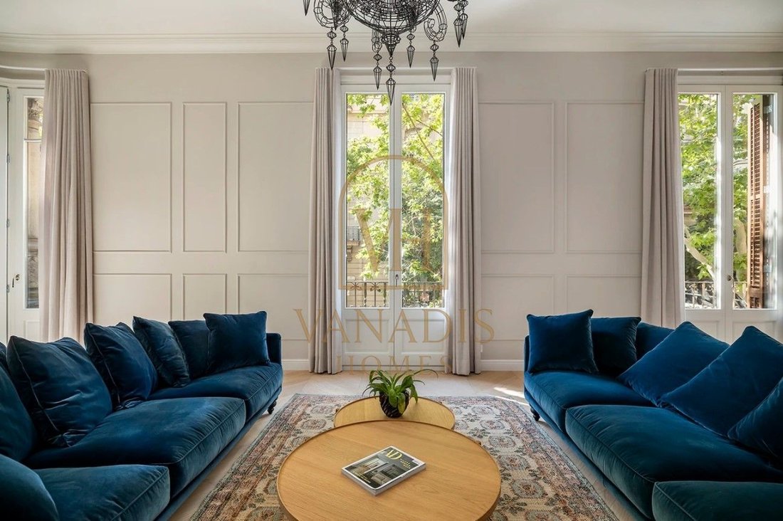 Apartment in Eixample, Barcelona, Spain 4 - 18553231