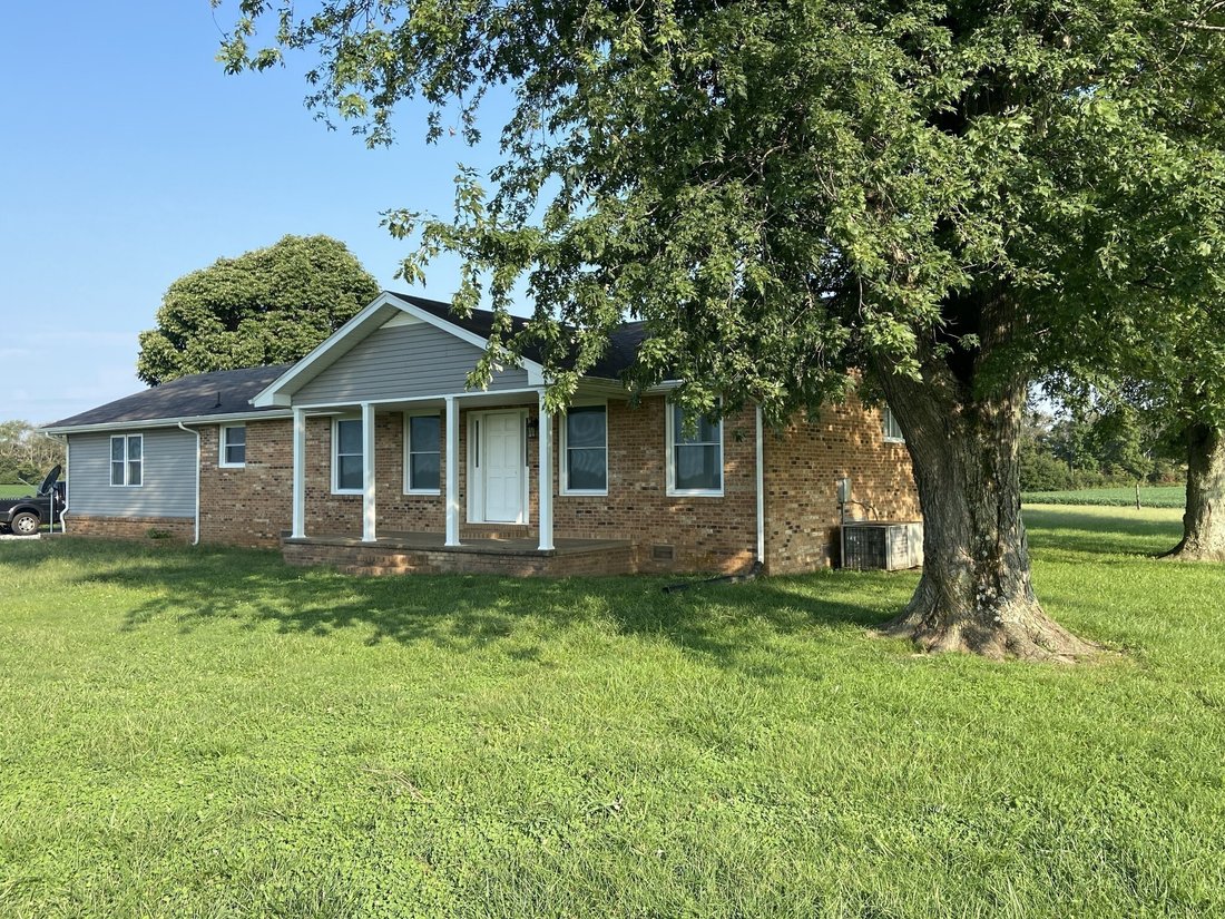 Farm Ranch in Clarksville, Tennessee, United States 4 - 18552272