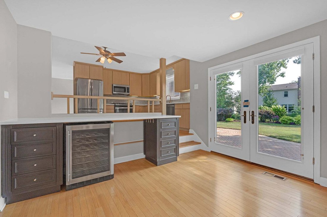 House in Willowbrook, Illinois, United States 5 - 18552643