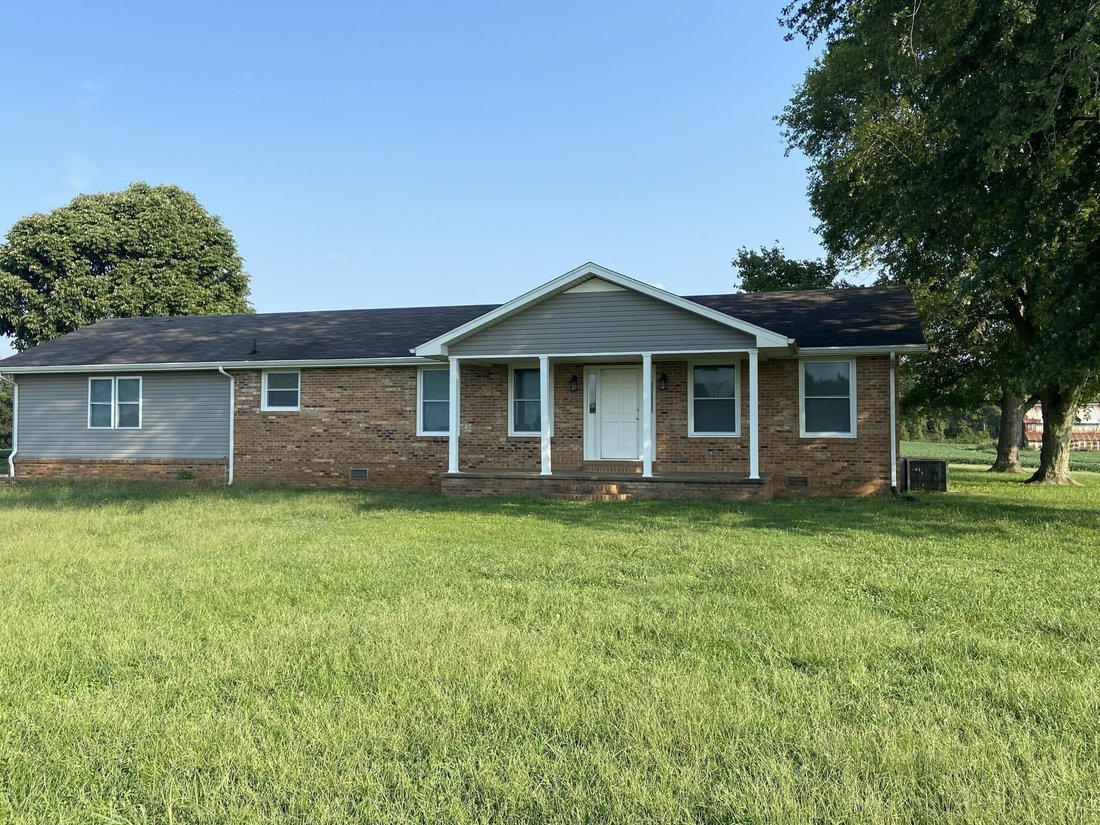 Farm Ranch in Clarksville, Tennessee, United States 3 - 18552272