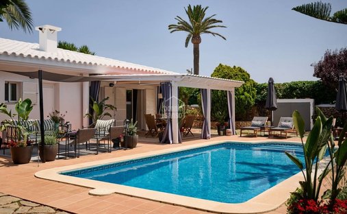 Villa a Punta Prima, Sant Lluís, Isole Baleari 1
