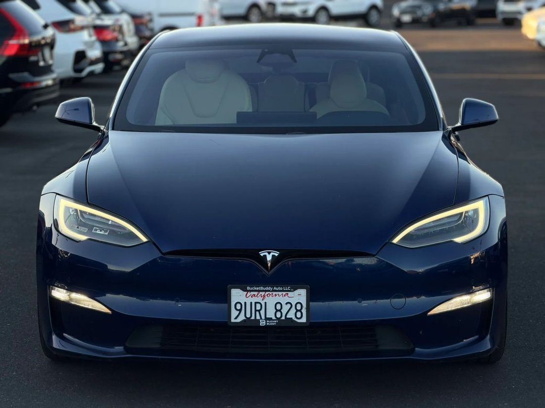 Sedan in Sacramento, CA, United States 5 - 18553563
