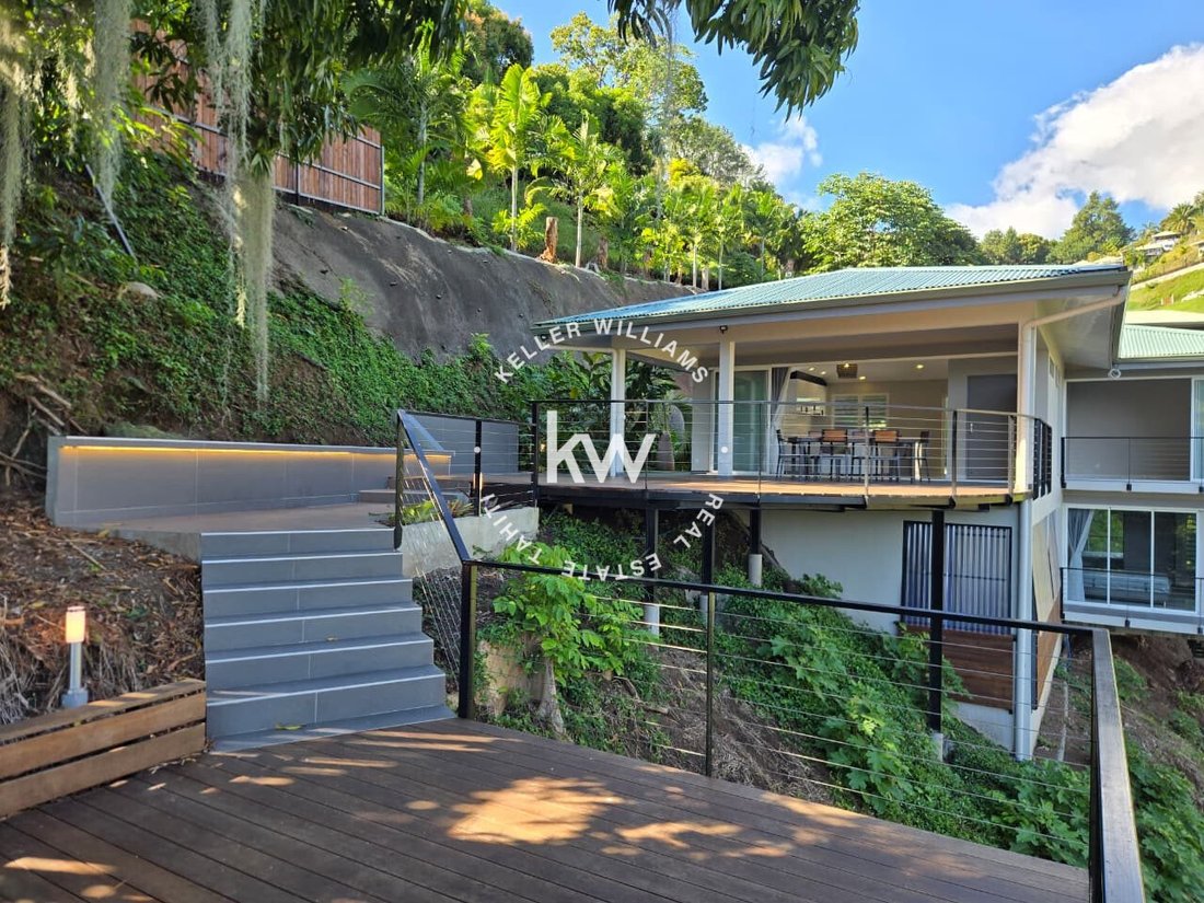 Villa in Arue, Windward Islands, French Polynesia 2 - 18554209