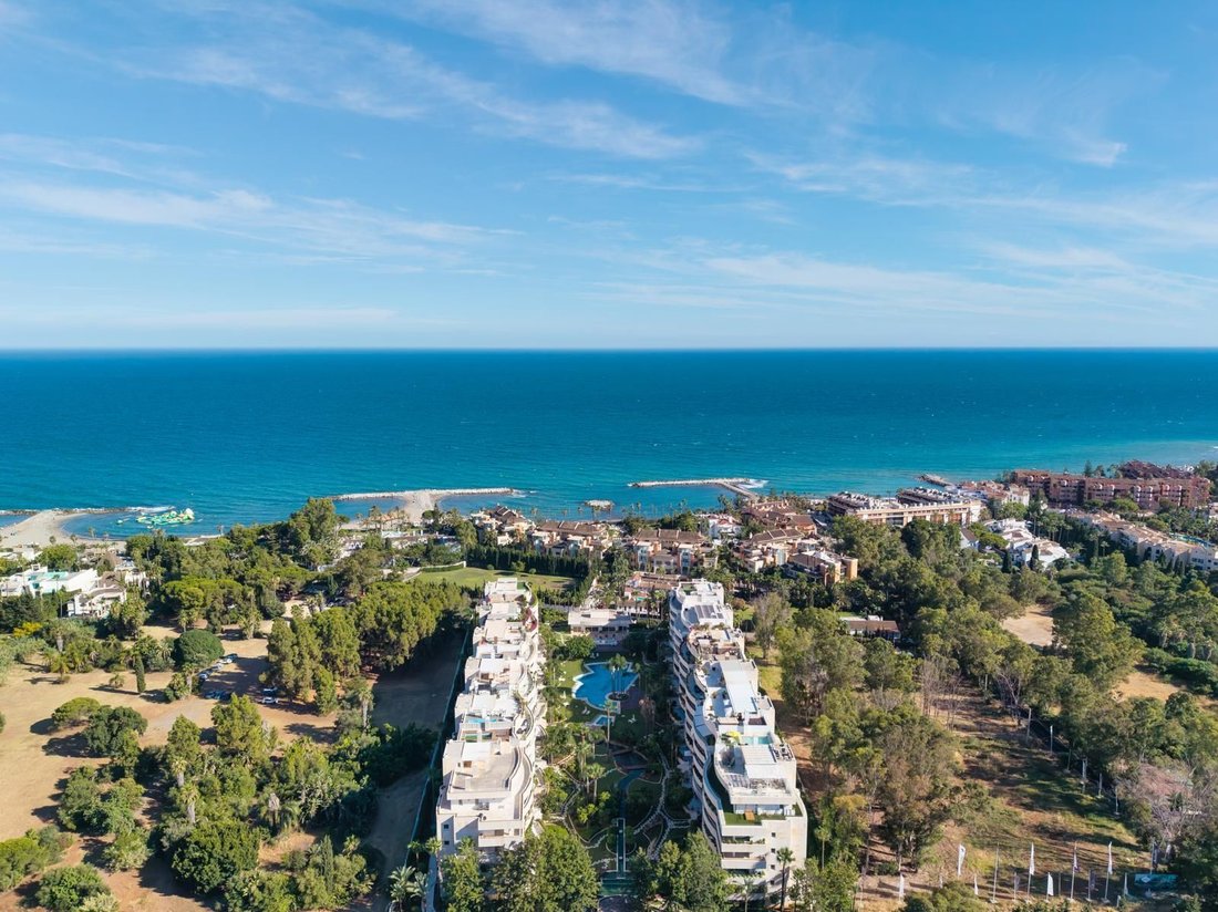 Apartment in Marbella, Andalusia, Spain 4 - 17920967