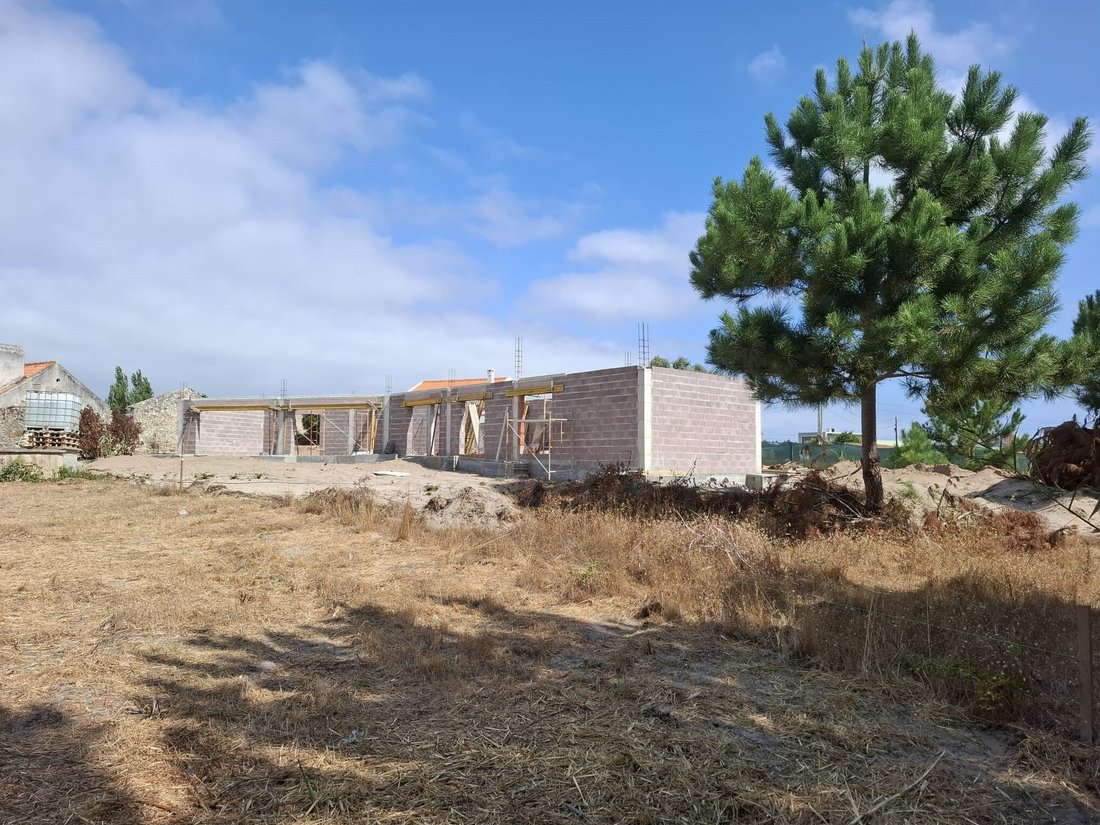 House in Santo Onofre e Serra do Bouro, Leiria District, Portugal 1 - 18549981