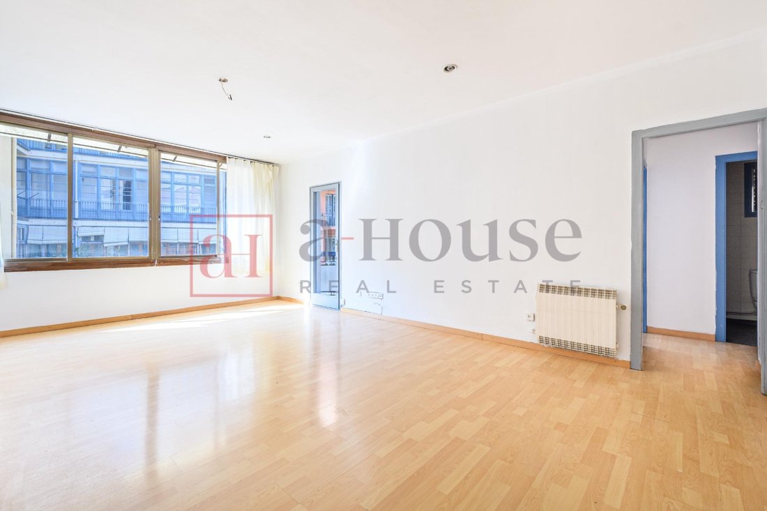 Apartment in Eixample, Barcelona, Spain 1 - 18555099