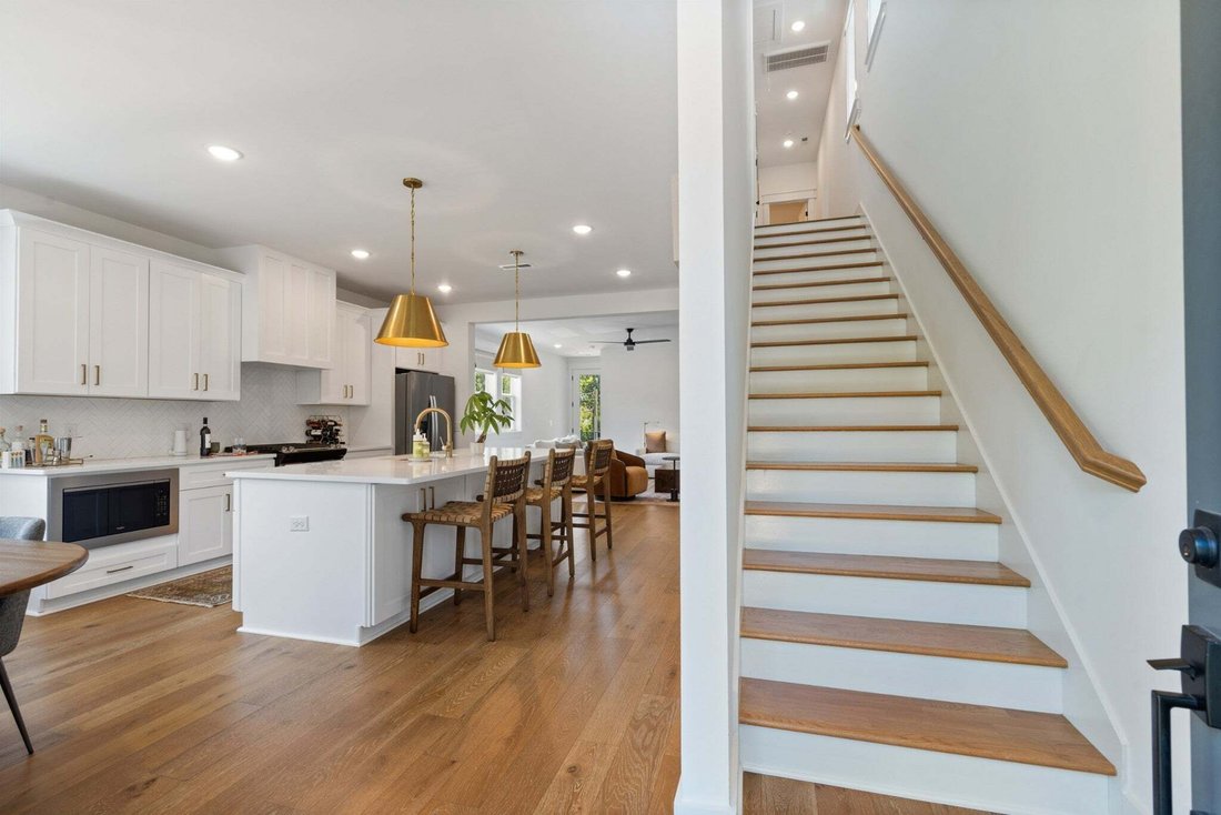 Co Op in Nashville, Tennessee, United States 4 - 18554551