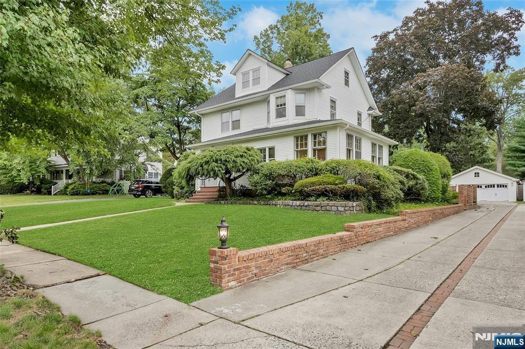 House in Oradell, New Jersey, United States 3 - 18555083