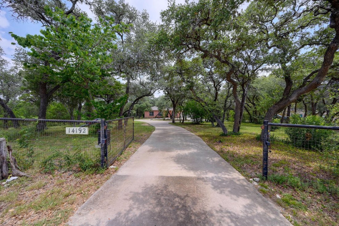 House in Helotes, Texas, United States 1 - 18554966