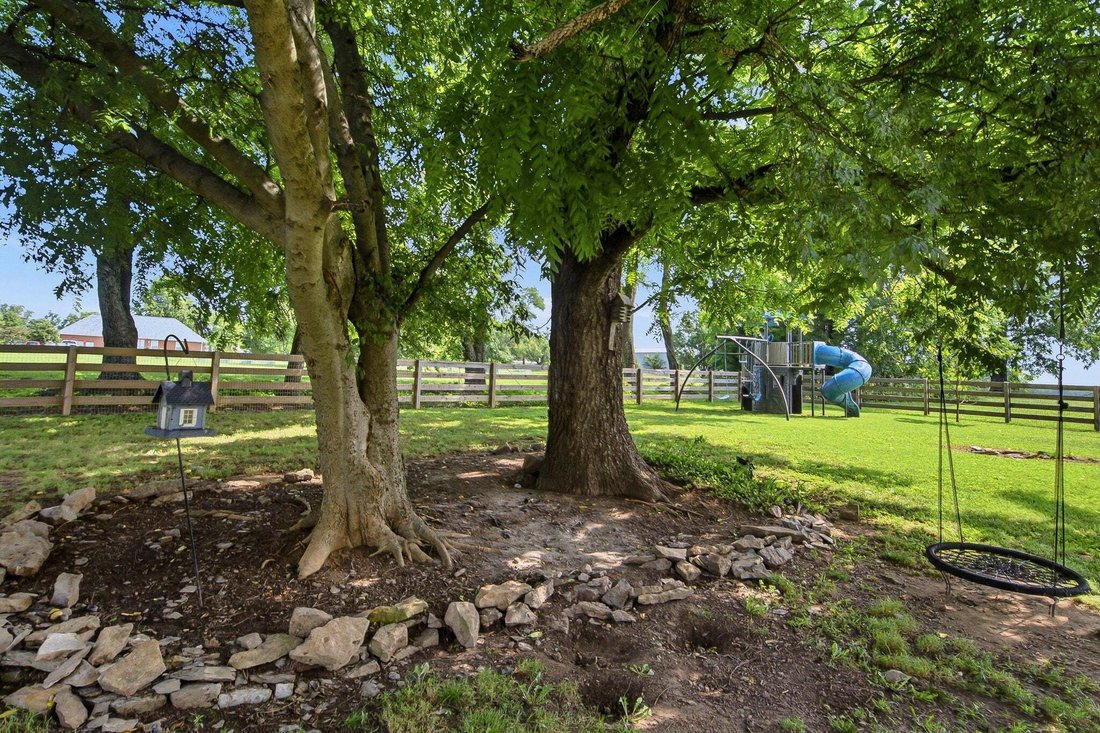 House in Springfield, Tennessee, United States 4 - 18554579