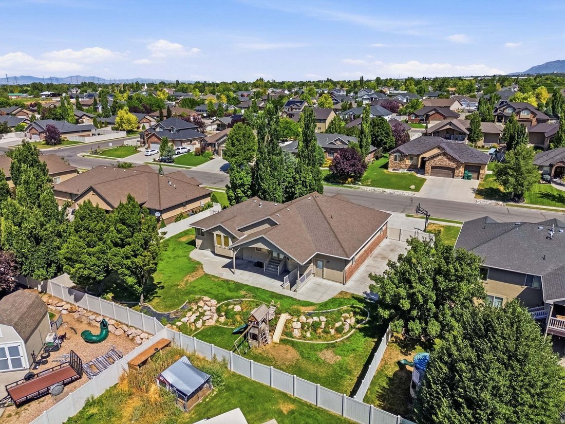 House in Layton, Utah, United States 4 - 18555090